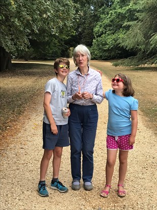 Isabella, Grandma & Florence at Exbury Gardens
