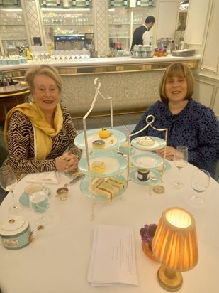 Afternoon tea at Fortnum & Mason