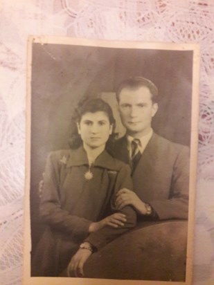 Mum and dad looking very young
