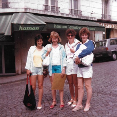 Paris 1985 - Janet, Lizzie, Dawn, Lesley