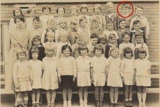 School Days - 2nd grade (teacher looks ready for school to be over!)