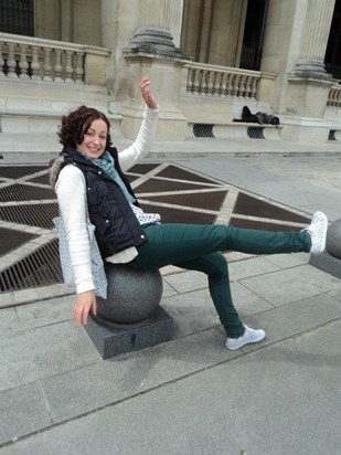 Not so very good balancing act at the Louvre, Rachel re-enacting the fall!