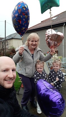 releasing balloons for Grampa & Auntie Jayne