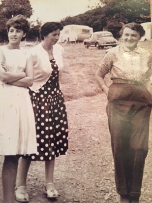 janet with her mum and mrs lock at the caravan in wales