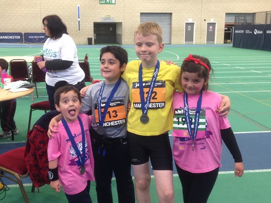 The winners ...  Mani(1st run) Kavi(1st2.5 k), friend Owen & Jaya (1st run) x