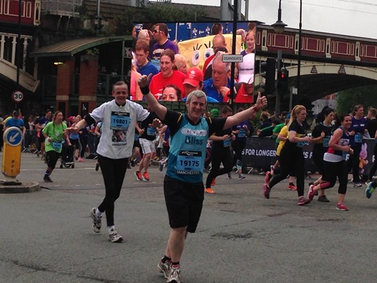 Maxwell & Mike complete the 10k plod