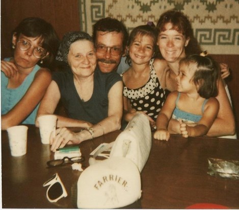 Maureen, Grandma, Pat, Erin, Annaclare and Sarah 1988