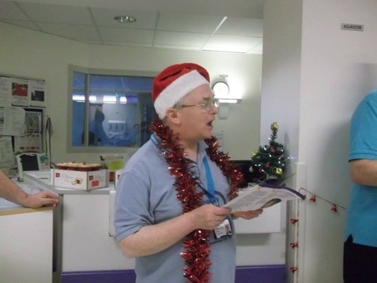 Andrew singing on the Wards at UHCW NHS Trust 2018 