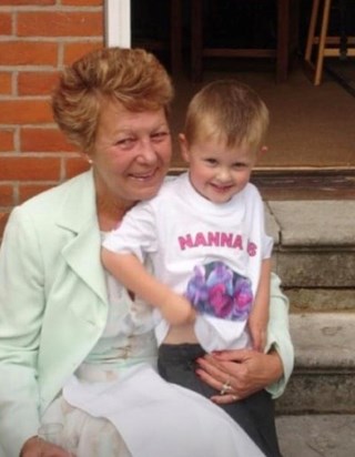 Archie getting a quick Nanna Hug x