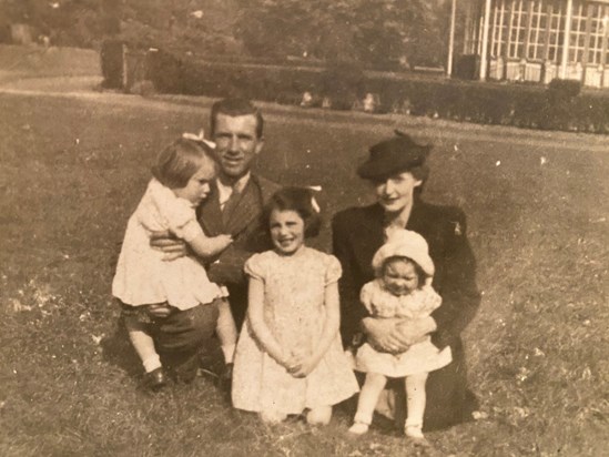 Young Linda with her family