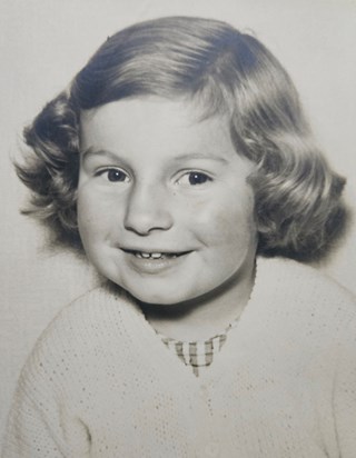 When mum was a little girl 💗