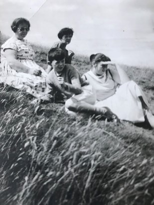 Gerard with Aunt Peggy,Aunt Nellie and Trisha on Byne Hill Girvan