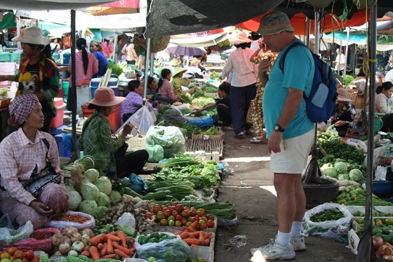 2010 Cambodia Kampot market