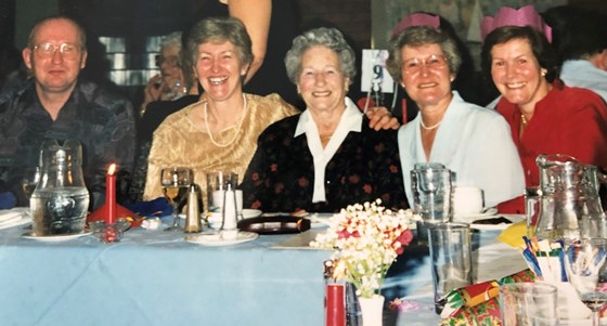 Mum, Nan, Maureen, Sheila & Gary