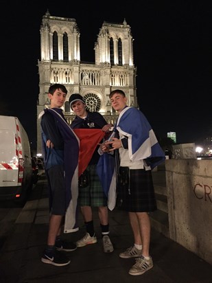 March 2019 - Paris - an evening in the centre of Paris enjoying the sites, enjoyment undimmed by defeat