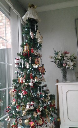 Mums Christmas tree  in 2019