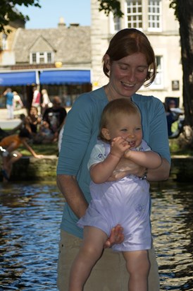 Taking a dip - Bourton on the Water