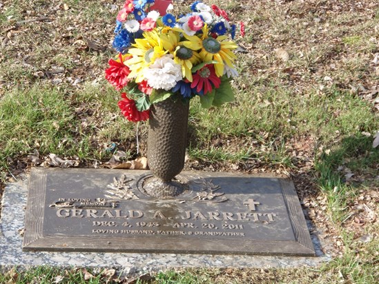 GEE GRAVE HAPPY B'DAY 2011