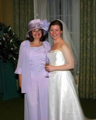 Gill with Nicki on  wedding day - Nov. 2004
