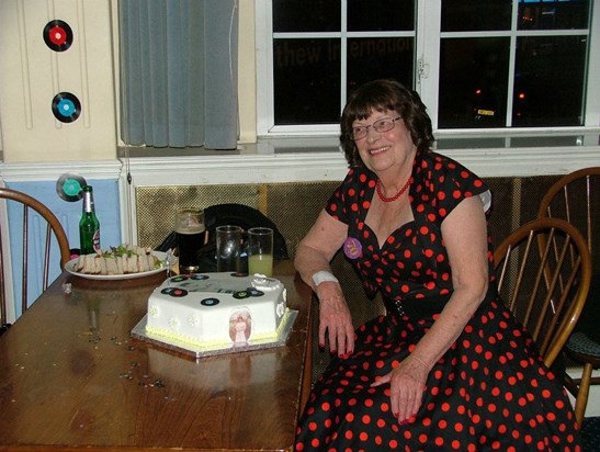 2013-Granny with her birthday cake