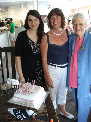Mum, Helen & Me at Bees Tea Gardens for 80th Birthday celebrations