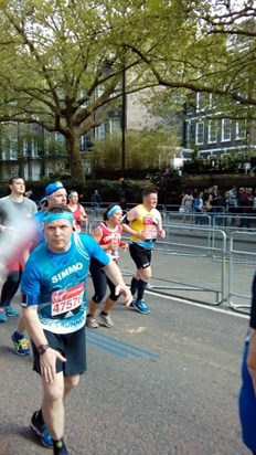 London Marathon  St James Park finish 2017 (5)