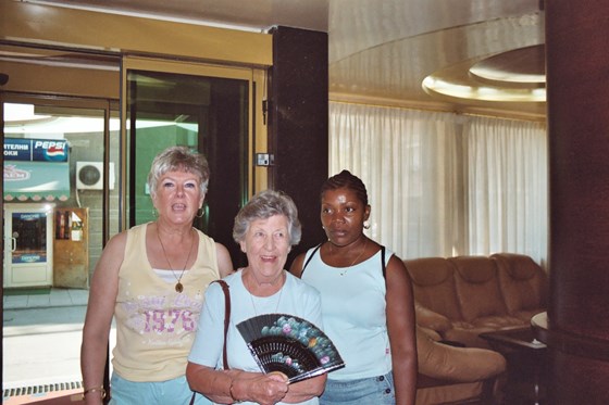 Cath, Doris and Valerie in Bulgaria (2007)