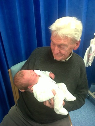 Baby Camryn & Great Grandad 2014