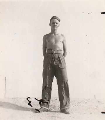 Derek, Suez 1950