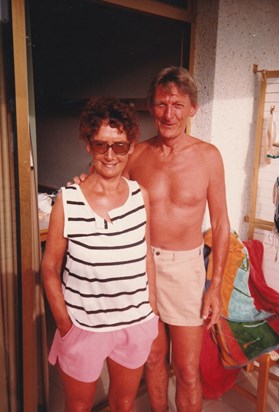 Doris & Derek on holiday somewhere? (year?)