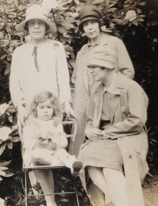Pegg, Lily, Lou and Ethel