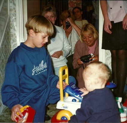 with Rhys & Elliott at Tom's 1st birthday, 1994