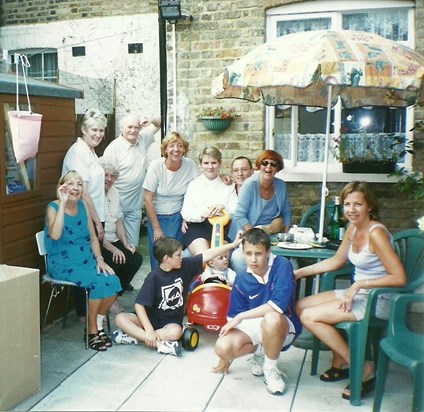 Beattie & family at Matt's 1st birthday, 1999