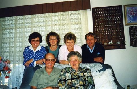 Anna, Ansofie, Martie, Johan, Dad & Mum