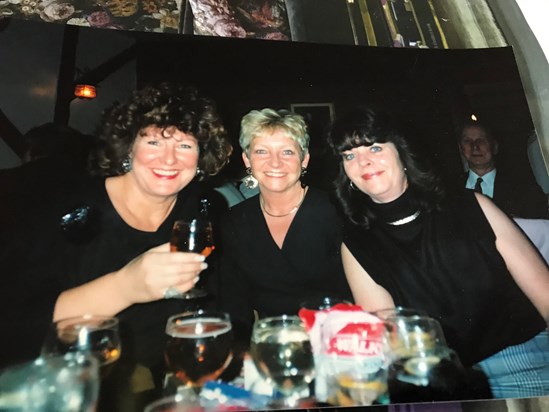 Paula anne & Roz in the con club benfleet 