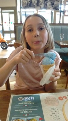 Bubblegum ice cream on your 11th birthday. The first photo you sent me from your new phone. I will treasure this moment forever ♥️