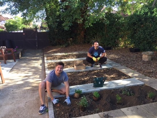 Danny Lewin Day, green fingers