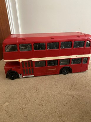 Dads beloved bus made by his own fair hands x