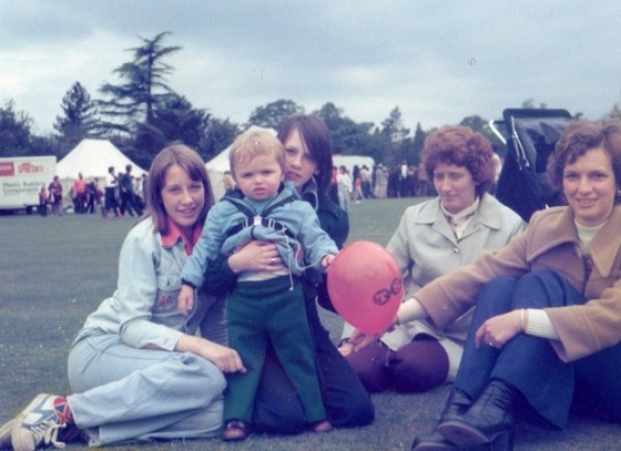 Poss Alton Towers mid 70s with Jo, Carolyn and Joanne Mountney 