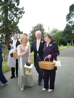 Gen, Dad & Phyll at Jamie & Fiona's Wedding