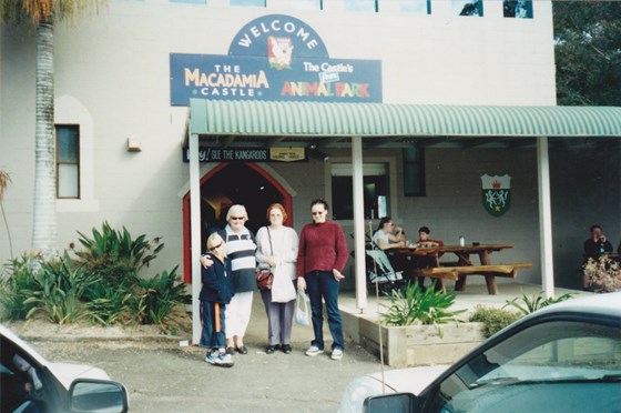Rochelle, Diane, Mum and Sonia at Macadamia Castle.
