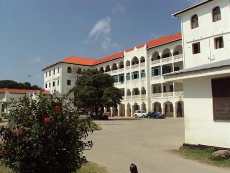 Mnazi Mmoja Hospital
