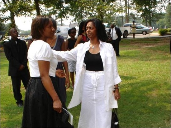 Pinky at Auntie Cessie's funeral in 2007.