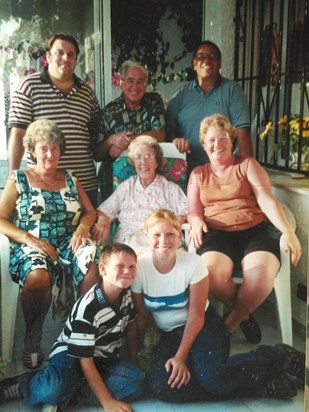 family 4 generations quesada 1999 approx