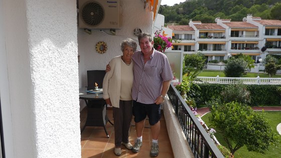 mum and dave their neighbour in quesada