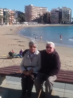 mum and dad torrevieja playa 