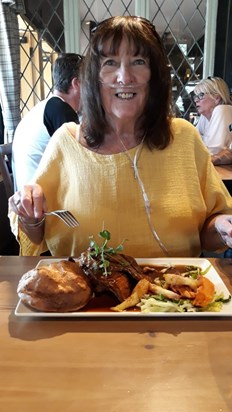 Mum enjoying a lovely roast 💞