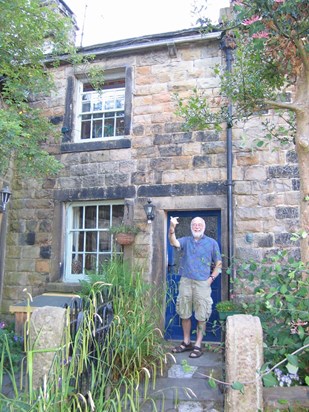 Welcome to Foldhead Cottage. Come in Mick and Elaine. June 2006