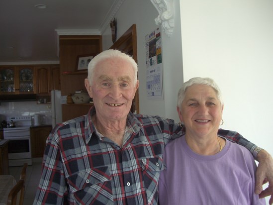 meeting Lucia's grandparents in Hobart, Tas 2007