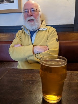 A good-sized pint at the Nag's Head, April 2022